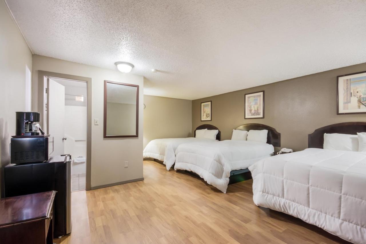 Americas Best Value Inn Woodward At 8Th St Ngoại thất bức ảnh